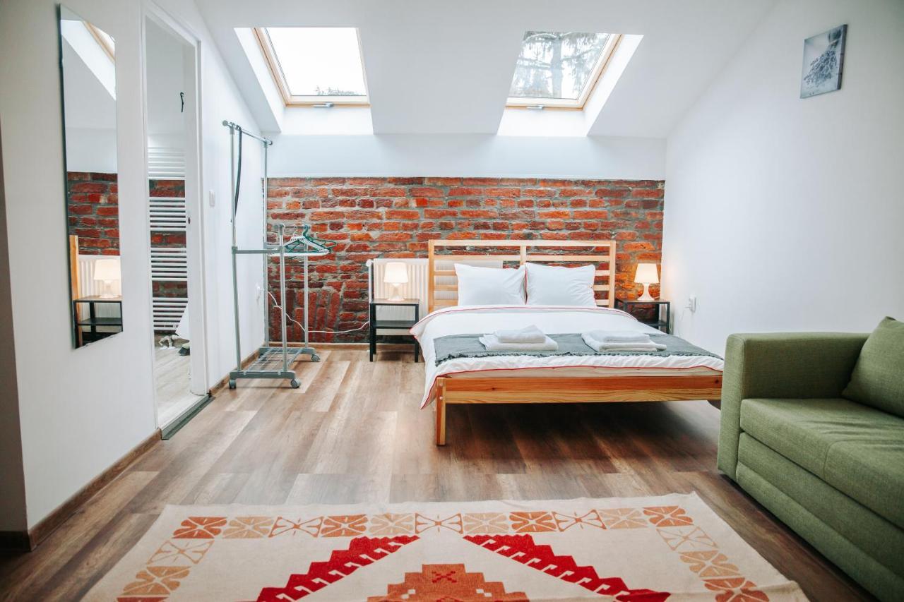 Kali Host Home Away From Home Târgu-Mureş Екстериор снимка