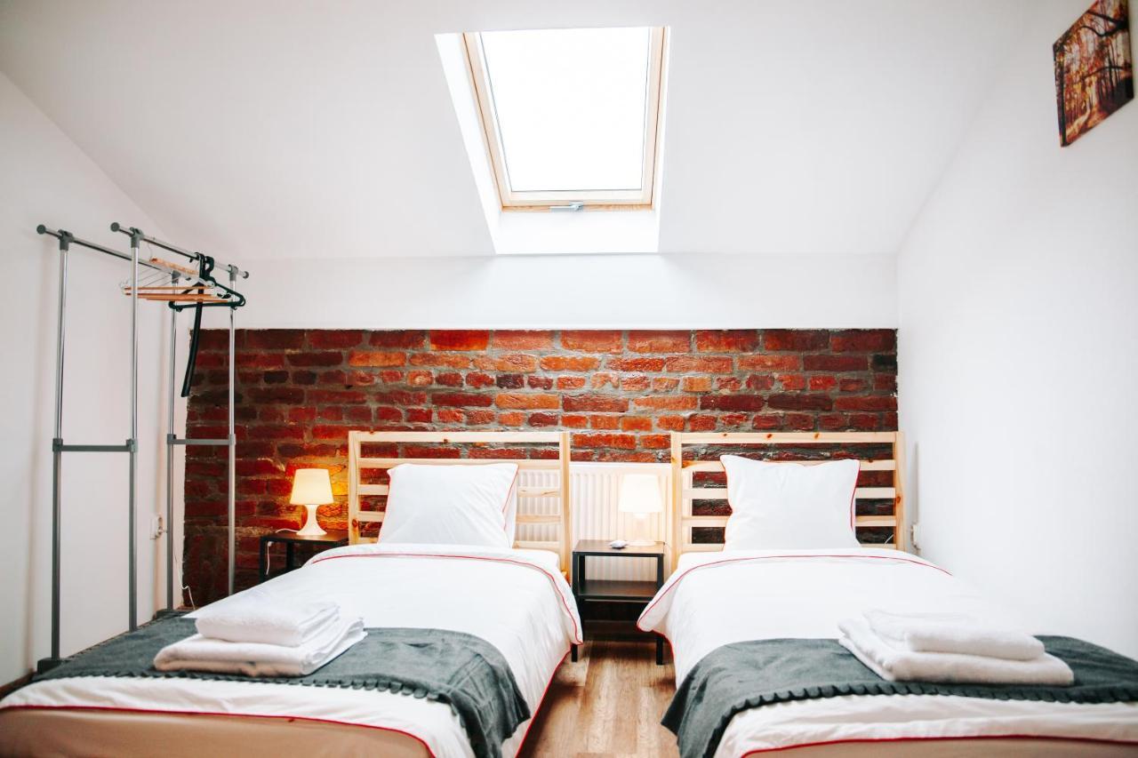Kali Host Home Away From Home Târgu-Mureş Екстериор снимка