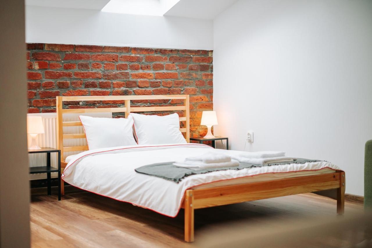 Kali Host Home Away From Home Târgu-Mureş Екстериор снимка