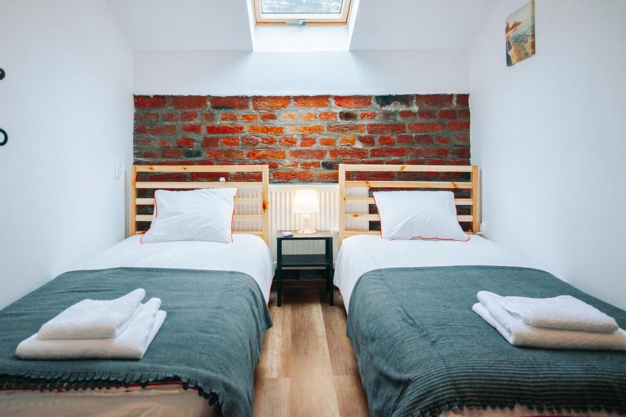 Kali Host Home Away From Home Târgu-Mureş Екстериор снимка